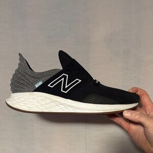 Men’s black & grey New Balance sneaker